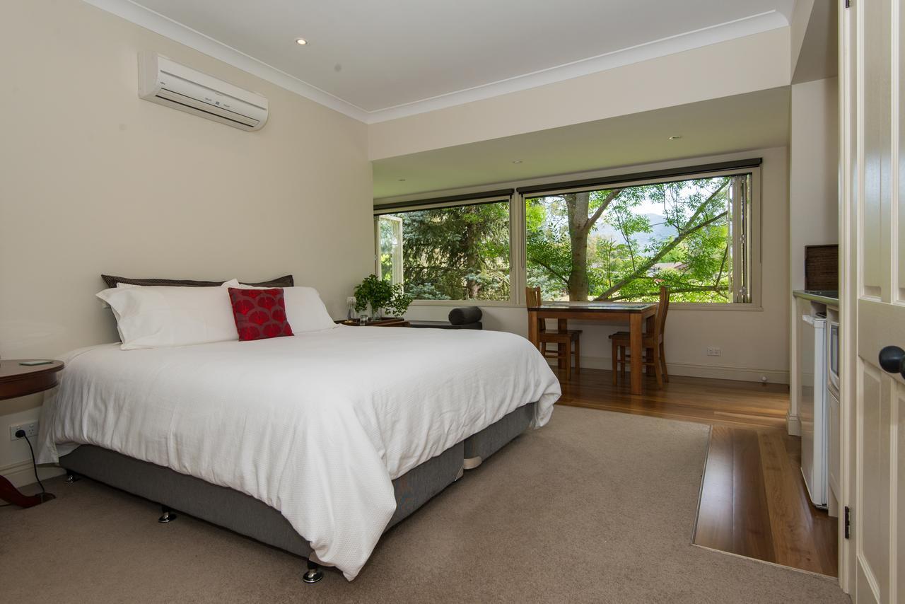 Hollyhock Bed & Breakfast แมซิดอน ภายนอก รูปภาพ
